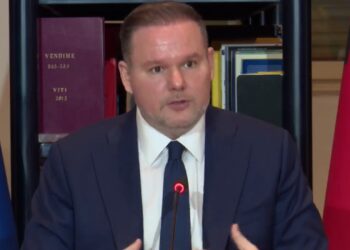 Mungesa e Veliajt në Bashkinë e Tiranës, ministri Demo: Kjo ka pasoja të mëdha, nevojitet lidership politik.