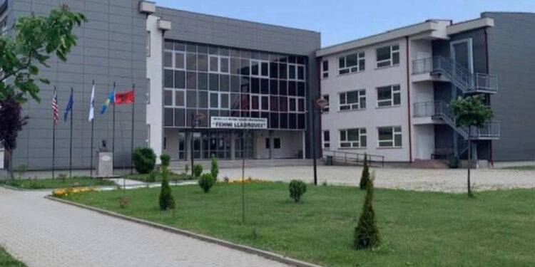 Në Drenas, nisi i procesit mësimor shtyhet deri të mërkurën