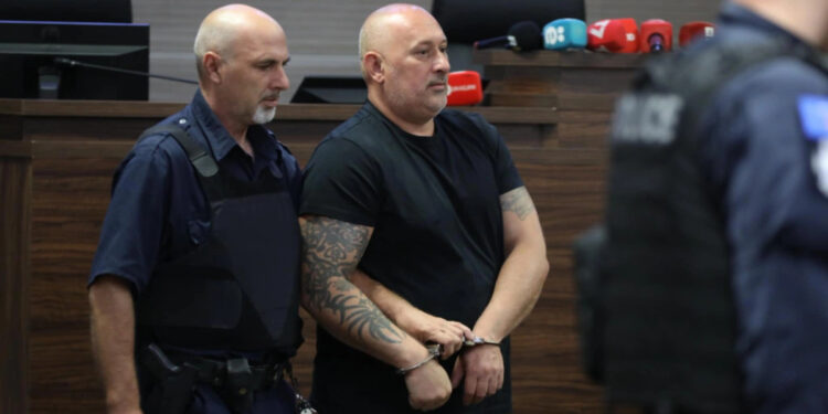 Nëna e binjakëve të vrarë në luftë kërkon dënim të përjetshëm për Millosh Pleskoviqin.