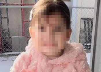 Një foshnjë 2-vjeçare ndalohet nga agjencitë federale të emigracionit, reagime të forta në SHBA