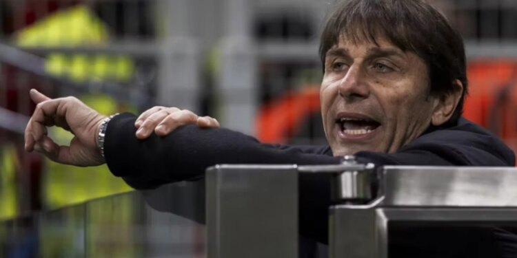 Një mijë problemet e Napolit: lojtari, 153 ndeshje të humbura për shkak të dëmtimeve e vazhdon…