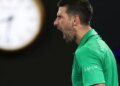 Novak Djokoviç rrezikon skualifikimin, për pak goditi një vajzë në fytyrë nga nervozizmi… rrjeti reagon ashpër