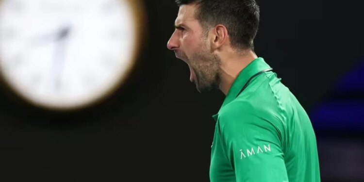 Novak Djokoviç rrezikon skualifikimin, për pak goditi një vajzë në fytyrë nga nervozizmi… rrjeti reagon ashpër
