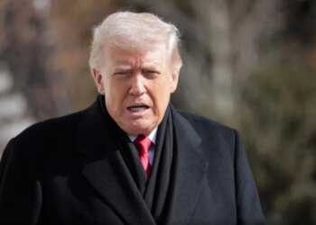 Pas një viti mbylljeje, Trump njofton rihapjen e hapësirës ajrore mbi Venezuelë.