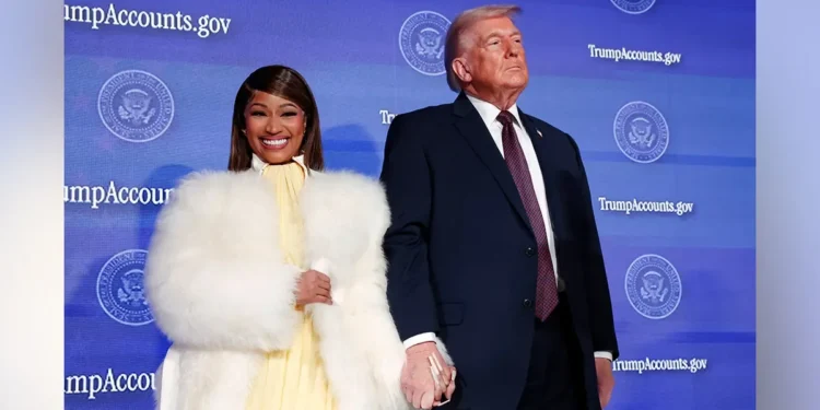 Presidenti nr. 1 i fansave të Jam: Nicki Minaj akuzon Trump për bullizëm!