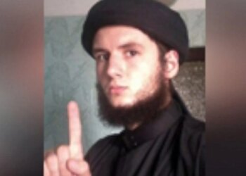 Produkt i rrezikshëm: Thika, armë dhe flamuj të ISIS. Prokuroria e Tiranës kërkon konfiskimin e pasurive të Sajmir Alimehmetit, i dënuar në SHBA.