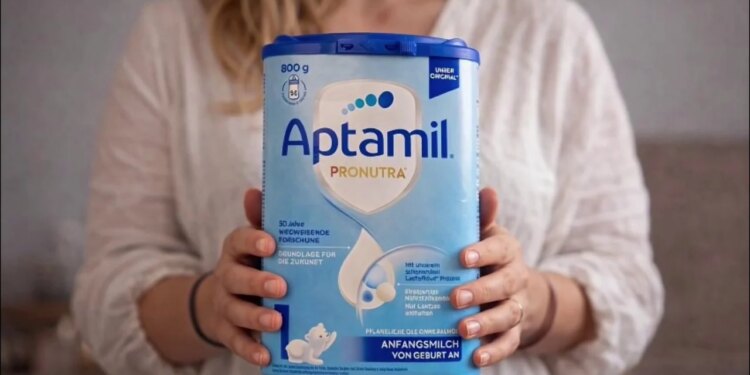 Qumështi me baktere, kërcënim për foshnjat; në Shqipëri shpërndahen 276 kuti të tij.