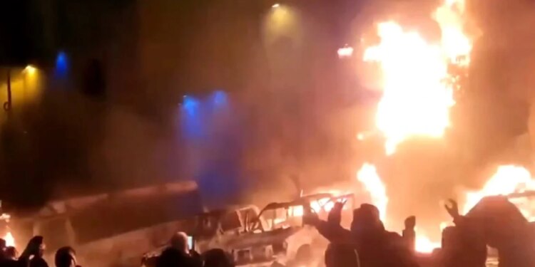 "Rebelët do të përballen me pasoja" / Protestat në Iran intensifikohen, autoritetet njoftojnë një tubim të madh pro-qeveritar në Teheran.