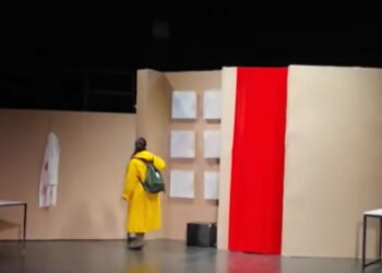 “Rendi i Ri”, shfaqja e drejtuar nga Kiço Londo, ngjitet në skenën e Teatrit Bylis