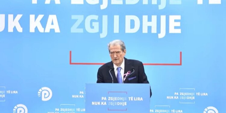 Revolucioni iranian: Berisha paralajmëron për fundin e diktaturës së Ajetollahëve.