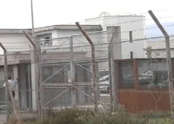 Rikonstruksioni i burgut të Fushë-Krujës: Transferimi i 75 të burgosurve në Durrës dhe 85 në Peqin