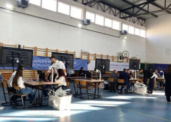 Rreth 74 për qind e votave me postë janë numëruar, Vetëvendosje në krye të rezultatit.