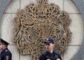 Rusia kërkon largimin e diplomatit britanik dhe e akuzon për spiunazh.
