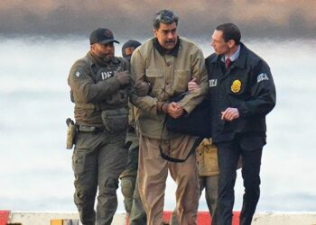 SHBA-ja përdori armë zanore për të targetuar Maduron? Dëshmia e një prej gardianëve të liderit venezuelas: Kurrë nuk kam parë diçka të tillë gjatë sulmit ndaj nesh…