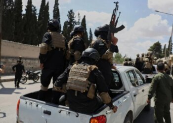 SHBA planifikon zhvendosjen e xhihadistëve nga burgjet siriane, 1,000 të burgosur pritet të arrijnë në Irak