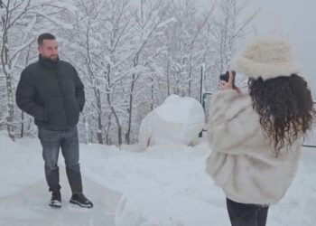 Sfida e turizmit malor: Korça, destinacioni më i preferuar, përballë mungesës së kapaciteteve për akomodim dhe staf në bizneset lokale.