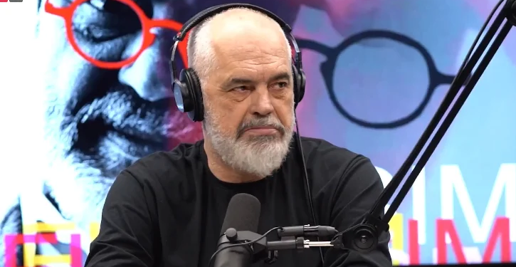 “Shqetësime dhe trillime që frymëzuan disa teoritë dhe legjenda”, Rama reagon ndaj akuzave të opozitës për Bordin e Paqes: E votuan, pavarësisht komenteve të tyre.