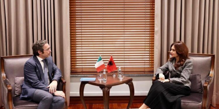 Spiropali takon Ambasadorin Italian: Tirana pret Forumin e Korridorit VIII më 18 shkurt, një arterie strategjike për Evropën dhe Amerikën.