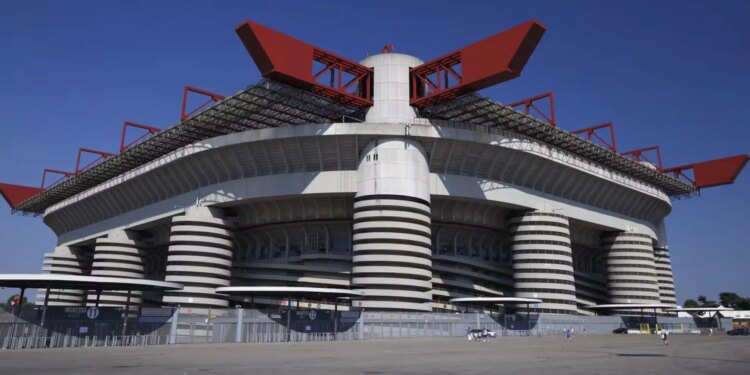 Stadiumi i ri San Siro: Inter dhe Milan planifikojnë të fillojnë ndërtimin në fund të muajit maj.