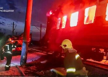 Sulmi me dron në Ukrainë i merr jetën pesë njerëzve, reagon Zelensky: Akt terrori, Moska po sulmon qytetarët.