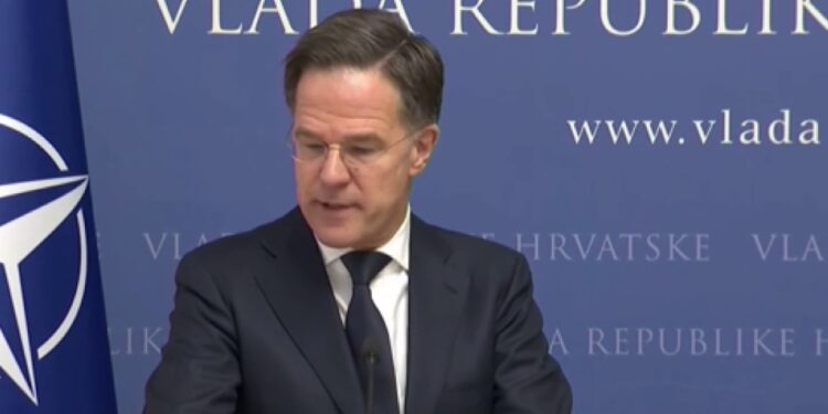 Tensionet në Groenlandë dhe tarifat e SHBA-së, BE thirri takim urgjent me ambasadorët e vendeve anëtare.