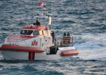 Tronditëse: Një 13-vjeçare humbet jetën pas rënies në det, trupi i saj gjendet tri ditë më vonë.