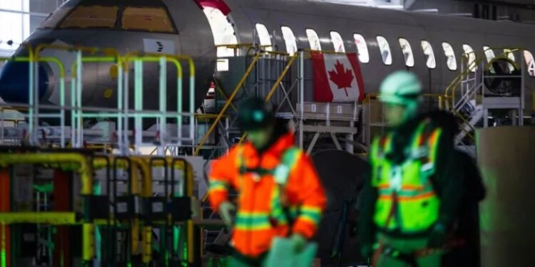 Trump kërcënon me heqjen e certifikimit për avionët kanadezë dhe paralajmëron tarifa prej 50%