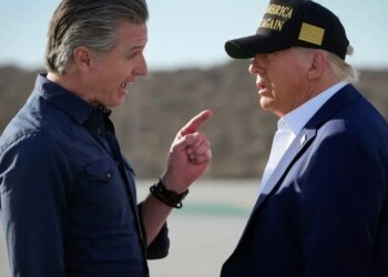 Trumpin i 'Pastruesi i Korrupsionit': Guvernatori i Kalifornisë kërkon ndihmën e europianëve për të luftuar zjarret
