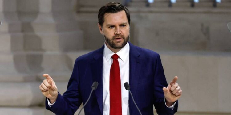 "Uashingtoni do të mundohet të fitojë kontrollin mbi këtë territor", thotë Vance: Mbrojtja jonë raketore varet plotësisht nga kontrolli i Arktikut.