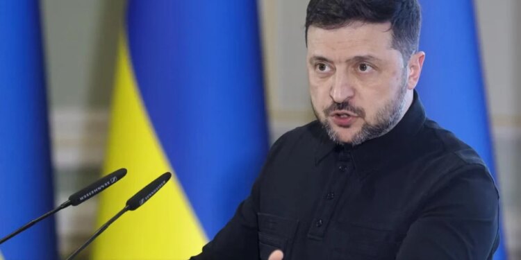 Zelensky pranon ftesën për t’u bashkuar me Bordin e Paqes, presidenti ukrainas thekson: S’kam si të qëndroj pranë Putinit.