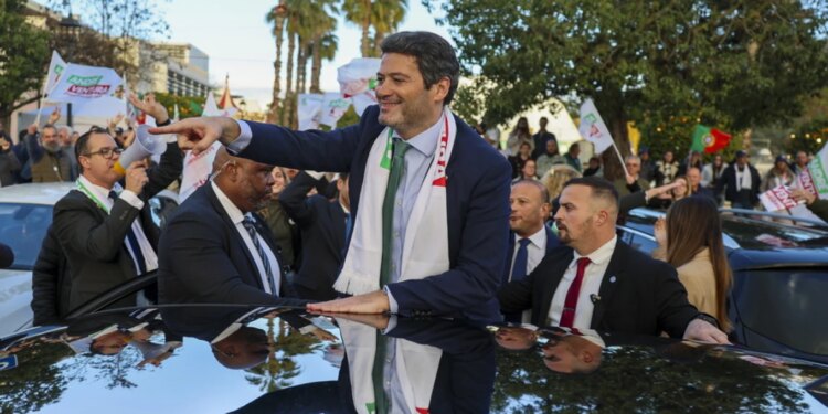 Zgjedhjet presidenciale në Portugali: e djathta ekstreme pritet të avancojë në raundin e dytë.