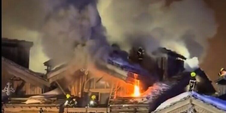 Zjarr në një hotel të shtrenjtë në Alpet Franceze, 270 njerëz të evakuuar