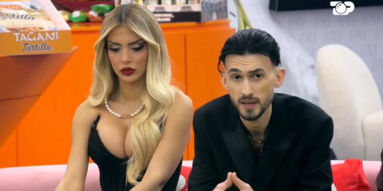 ‘Do të jesh në vendin tim’: Ina pyet për orientimin seksual, Kristi: Kjo barrë nuk më përket