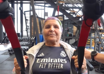 72-vjeçarja që sfidon vitet: Palestra, pjesë e jetës së përditshme të Sinës