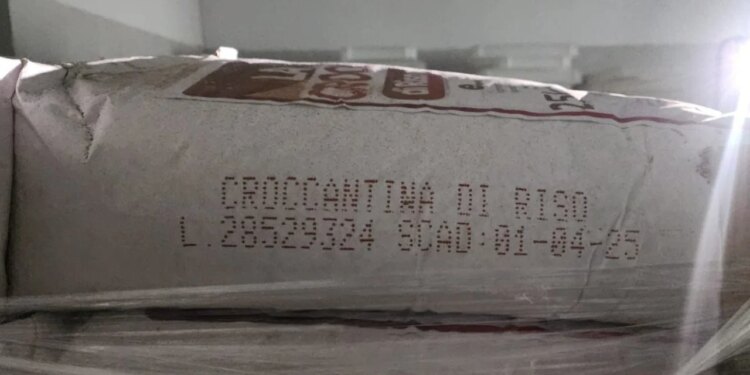 Afati i përdorimit ka skaduar, bllokohet një sasi mielli në Durrës