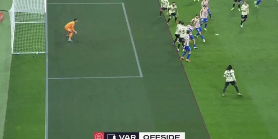 Barcelona e ka përballë gjyqtarët, humbja 4-0 nga Atletiko nuk mund të durohet nga katalanasit, do të bëjnë ankesë zyrtare.