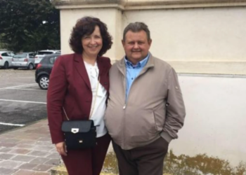 Biznesmeni italian udhëton në Tiranë për një ndërhyrje për reduktimin e stomakut, por ndërron jetë; kirurgu dhe dietologia nën hetim.