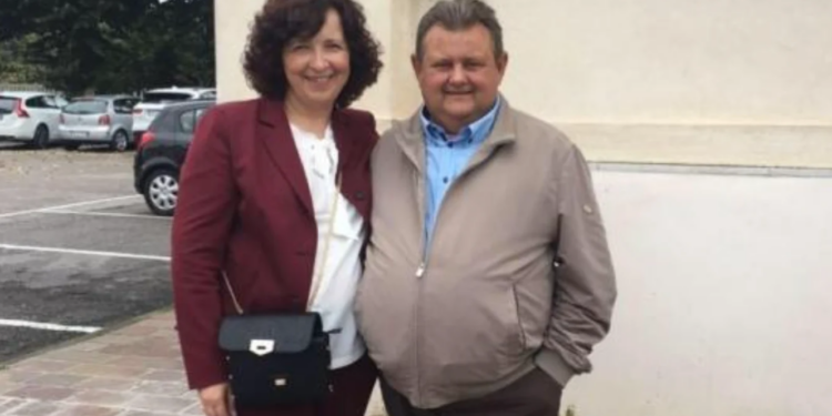 Biznesmeni italian udhëton në Tiranë për një ndërhyrje për reduktimin e stomakut, por ndërron jetë; kirurgu dhe dietologia nën hetim.