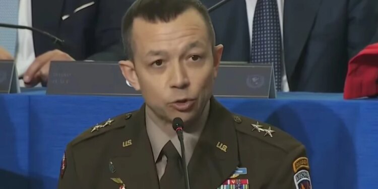 Bordi i Paqes në Uashington: Gjenerali Amerikan njofton se Shqipëria dhe Kosova janë një nga pesë vendet kryesore me forcë ushtarake të pranishme.