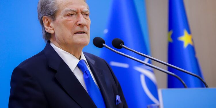 "Brukseli i dha Ramës kartonin e zi", Berisha fton për një protestë masive: Do të jetë një uragan shprese.