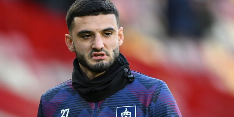 Çfarë po ndodh me Armando Brojën? Sulmuesi i Shqipërisë mungon në ndeshjen e FA Cup-it.