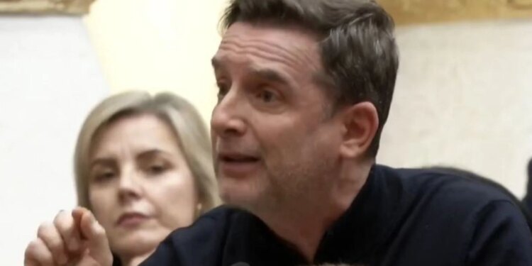 “Do të parashtroj një ankesë penale”/ Braçe paralajmëron Tatimet dhe AKU: Nëse nuk përgjigjen, unë do të mbaj përgjegjësi për...