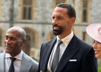 E pabesueshme: Rio Ferdinand përfundon në karrocë me rrota, historia dramatike pas karrierës së tij si lojtar.