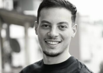 Epsh - Të Vërtetat e Papërshkruara, Konspiracione dhe Politika e Heshtjes