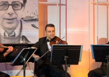 Gala në nder të Kadarenës, poezia dhe proza e shkrimtarit të njohur mbushin Teatrin e Operas dhe Baletit.