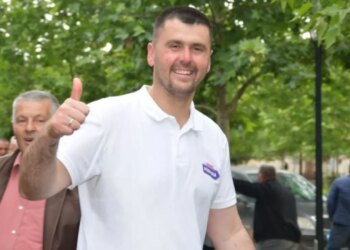 I dënuar me një vit burg, ish-kryebashkiaku i Rrogozhinës Edison Memolla reagon: "Lufta ime vazhdon"