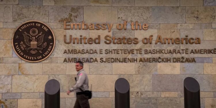 Institucionet në Kosovë: SHBA bën thirrje për bashkëpunim me Qeverinë e re