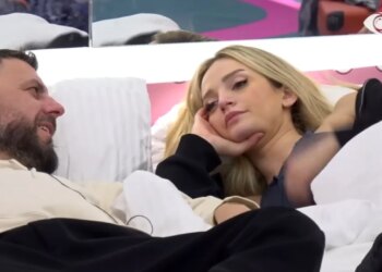 “Je lodhur?”/ Selin e pyet Mirin për “Kutinë e Pandorës”, banori: Tani po më njeh më mirë.