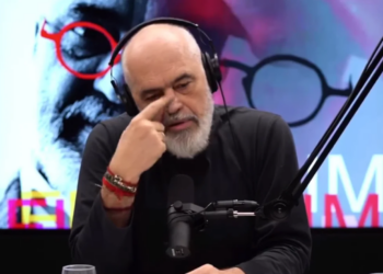 “Kam vështirësi me frymëmarrjen”/ Rama rikujton dhunën e '97: Një skulptor me leva hekuri më kapën për hundë.