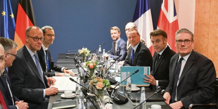 Konferenca e Mynihut/ Politico: Evropa rrit shpenzimet për mbrojtje dhe mund t'u përgjigjet SHBA-së.